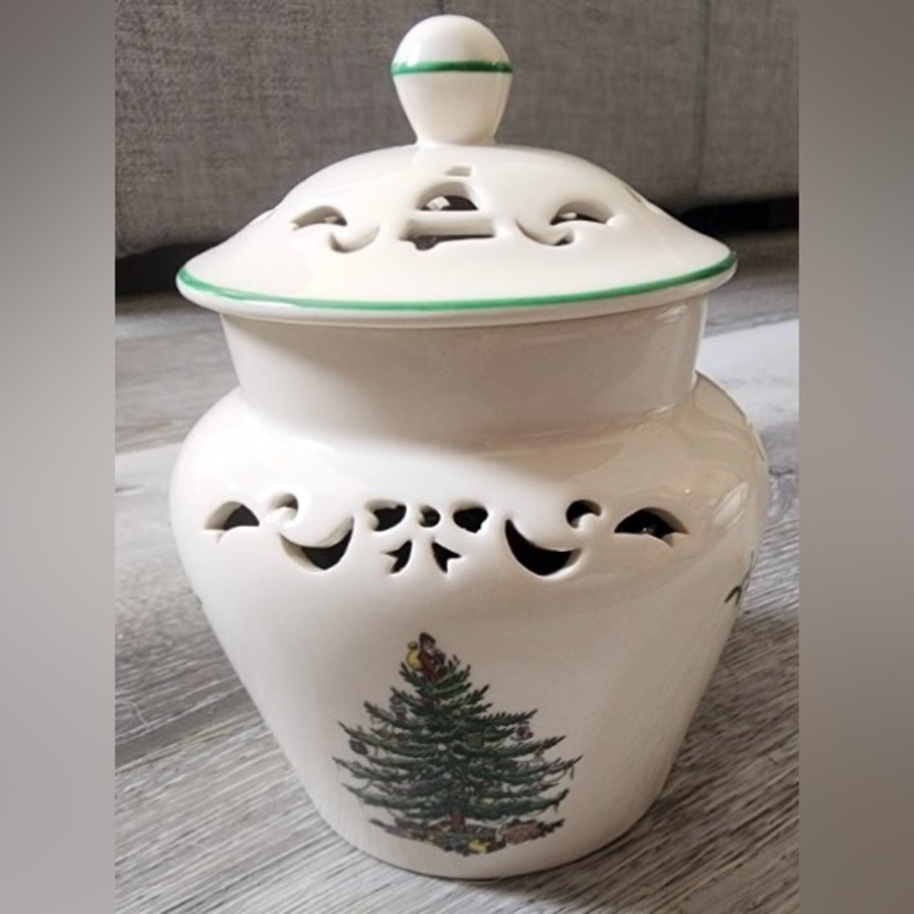 Spode Christmas Tree potpourri pot